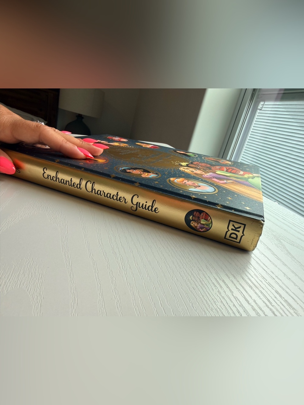 Disney Princess Enchanted Character Guide - Navy Blue and Gold Cover - Picture 5 of 5
